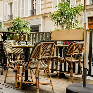 Maison Eugenie Otel